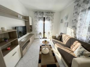Casa Palanca Lake view apartment by Gardadomusmea