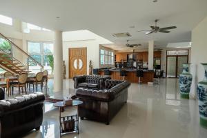 Three Kings Private Luxury Villa