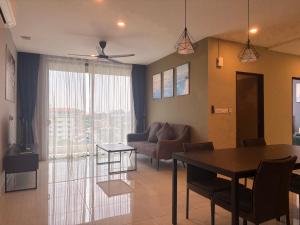 GYDEN STAYCATION #The Straits Johor Bahru