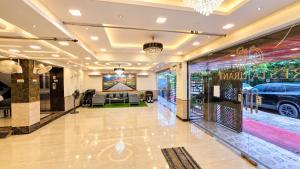 Familto - The Bay Suites