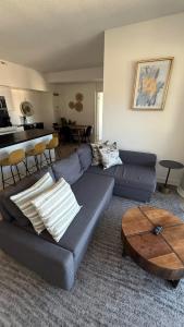 Jameson City Suites - Downtown Toronto