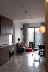 A Home Hanoi Apartment for rent 50m2 1BR City n Park Views