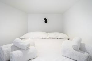 M1 Modern 2 bedroom flat near Metro 1