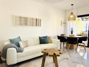 Oasis Beach Home Meloneras with Jacuzzi