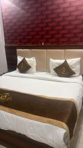 Hotel Sachdeva Suites Near Vrindavan