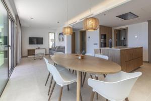 Villa Vista Marina by Infinity Summer
