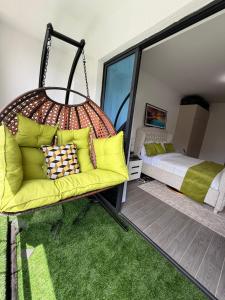 Diamond Ivy residence