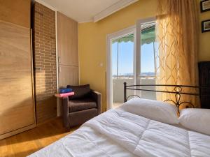 Aristotle Apartment