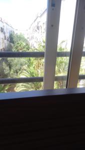 Appartement à peu près 10 mn de la plage et une demie heur verre le stade dhonneur