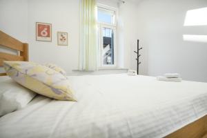 BlueDahlia Apartment - 4-min Walk to Main Station - Zagreb Donji grad