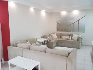 Las Americas 2 Bedroom Oceanview apartment