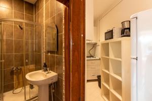 Historical & Spacious 4BR Flat by Seaside w AC