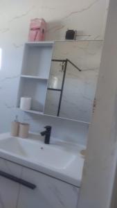 Appartement spacieux 3 pièces climatisés centre ville