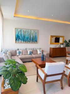 Kovay Gardens 2BR by Monyxbnb