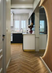 Lapis Nest Central Iasi by Seven Stone