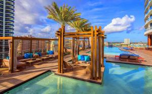 Wake Up to the Ocean - Beachfront Paradise