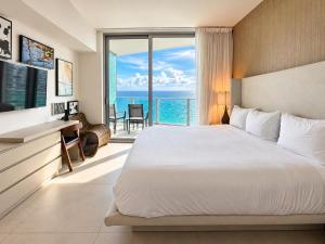 Wake Up to the Ocean - Beachfront Paradise