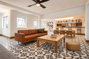 AmazINN Places Casa Bandera III