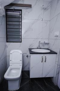 Chirada 208 3BR Prime Stay by UB City