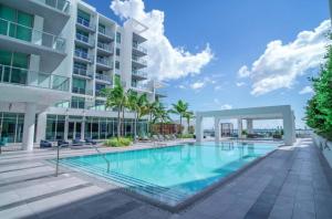 Quadro Design District Free Parking by Palermo Home Miami