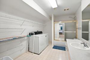A Peaceful Stay in Central Coquitlam