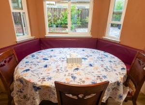 Private Home Near Hospitals and Tech Companies 3BD 3BA and Additional Office Rm in Super Convinient Location