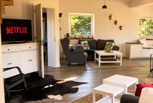Beskid Mountain Retreat - Views, Trails & Skiing