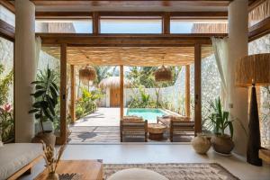 New Stunning Villa Tide - 2 Bdr - Lembongan