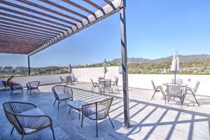 Cruz del Mar - Panoramic Rooftop Pool Views Near Marina