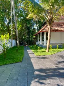 Mantra Inn Munroe