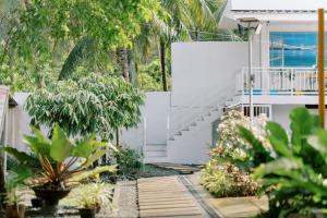 Belleza-Cliffside Resort