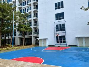 3BR Puri Mansion Apartment by Irsan Chen