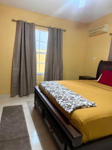 2BR Stay, Pool,Gym,Near Airport, Beaches&Hip Strip