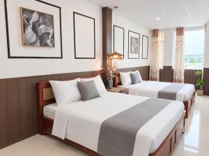 Uyên Riverside Hotel Bạc Liêu
