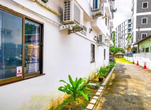 Patong Canal Villa 106