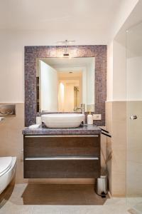 Rome Center 2 Bedroom near Campo de Fiori & Largo Argentina-KASA DOWNTOWN