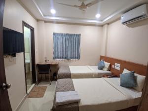 FabHotel Pearl Grove