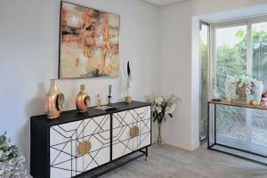 Marbella Golden Mile Townhouse, Pool & Sea Views