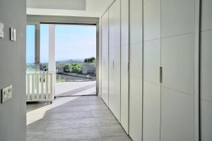 Marbella Golden Mile Townhouse, Pool & Sea Views