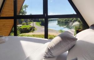 2 Bedroom Beautiful Home In Brodani