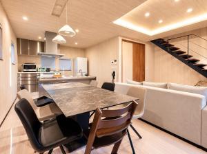 Gold Valley Villa C
