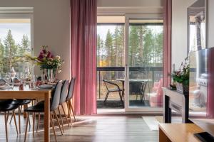 Levi North Apartment D4 with Private Hot Tub by Aavalevi