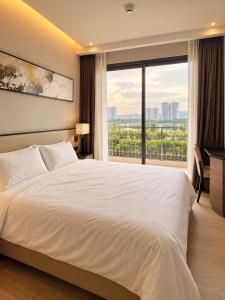 Apartment with 50m2 private balcony