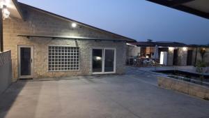 Casinha das Bonecas 2 - V3 com Piscina Privada
