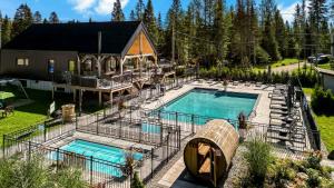 Hot Tub & Pool Table in Shannon - Haut-Zenith
