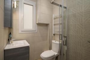 Liberty by halu! - Spacious 3BD in Thessaloniki Center