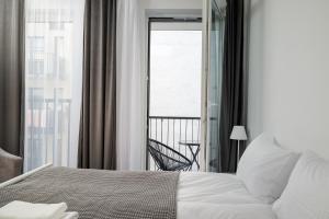 Marymont Superior Apartment by BookingHost