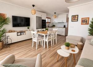 Casa Arrocha Playa by Mr Lanzarote Villas