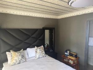 Tau Guesthouse