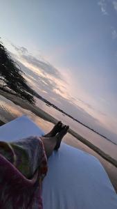 Shanti Sands Private Beachfront House with Pool In Lamu